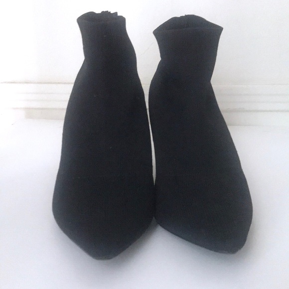 🛍 SALE! Shoe Republic LA Ribbed Knit Ankle Bootie - Picture 3 of 6